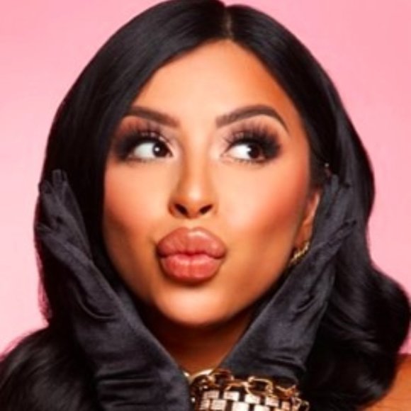 Must Be Cindy PR Collection - Set - Picture 2 of 6